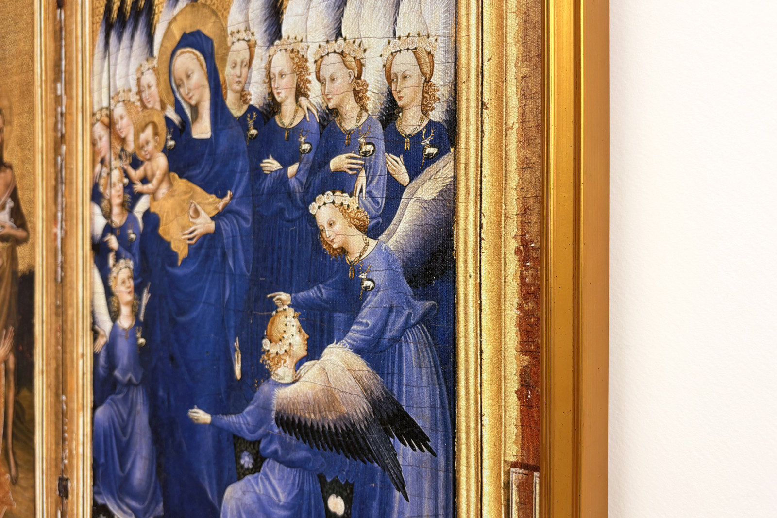 Richard II præsenteret for jomfruen og barnet af hans skytshelgen Johannes Døberen og de hellige Edward og Edmund, ca. 1395-99 (ægtempera på eg) - Master of the Wilton Diptych