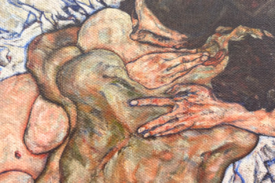Omfavnelsen, 1917