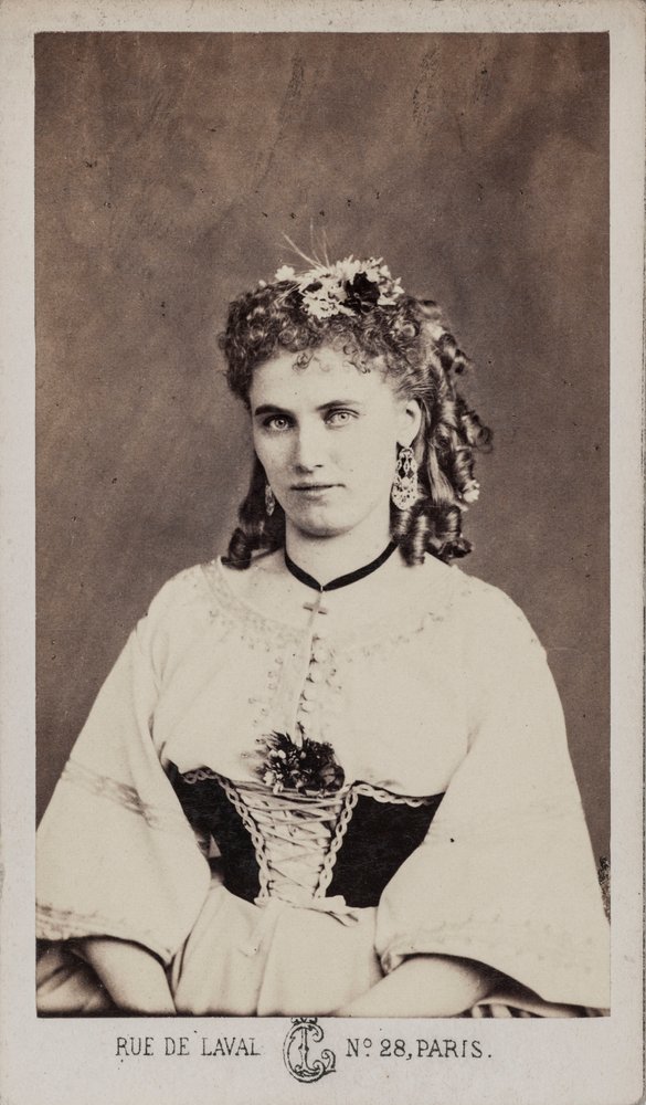 Portræt af Christine Nilsson 1843-1921. af Leon Cremiere