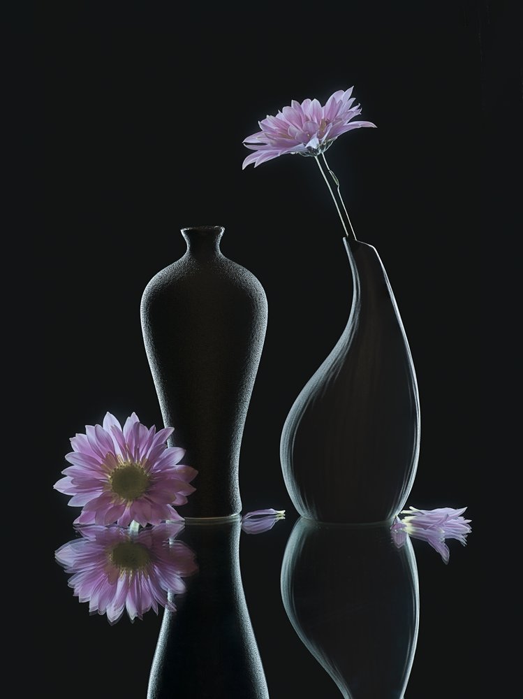 Fredfyldte blomsterrefleksioner af Alice Sheng