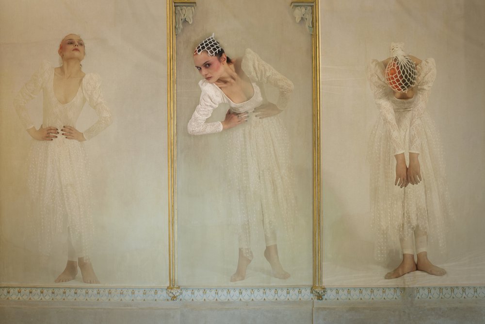 Ethereal Ballet Trio af Christine von Diepenbroek