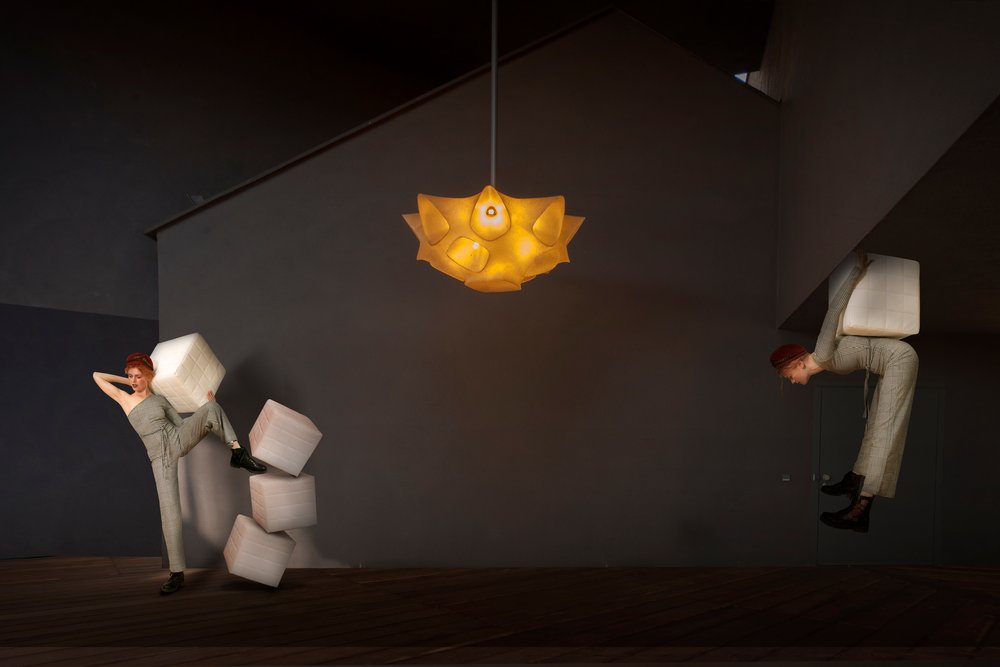 En surrealistisk balancekunst af Christine von Diepenbroek