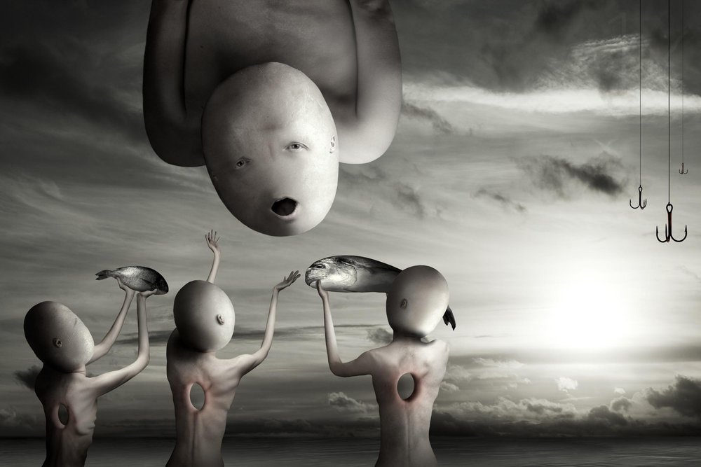 Surrealistisk fiskeoffer af Christophe Kiciak