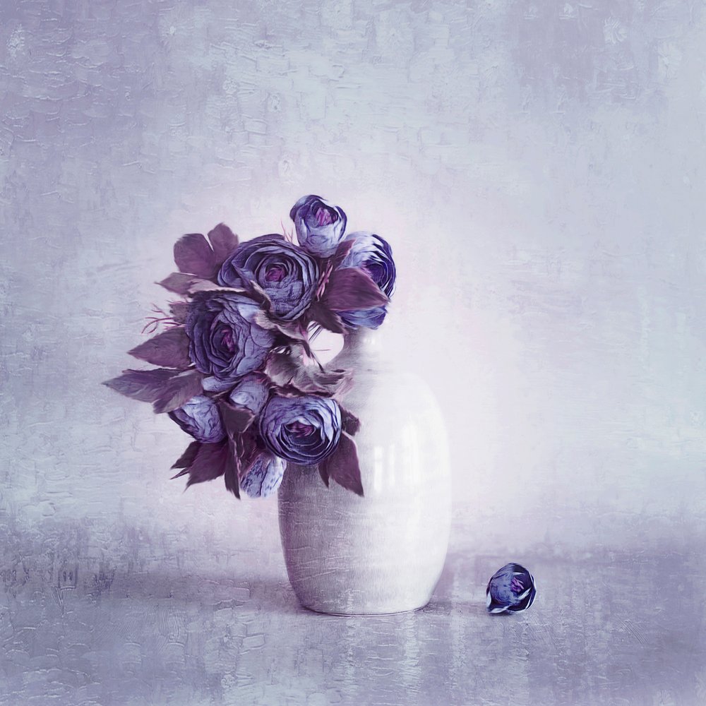 Delikate lilla blomster af Cicek Kiral