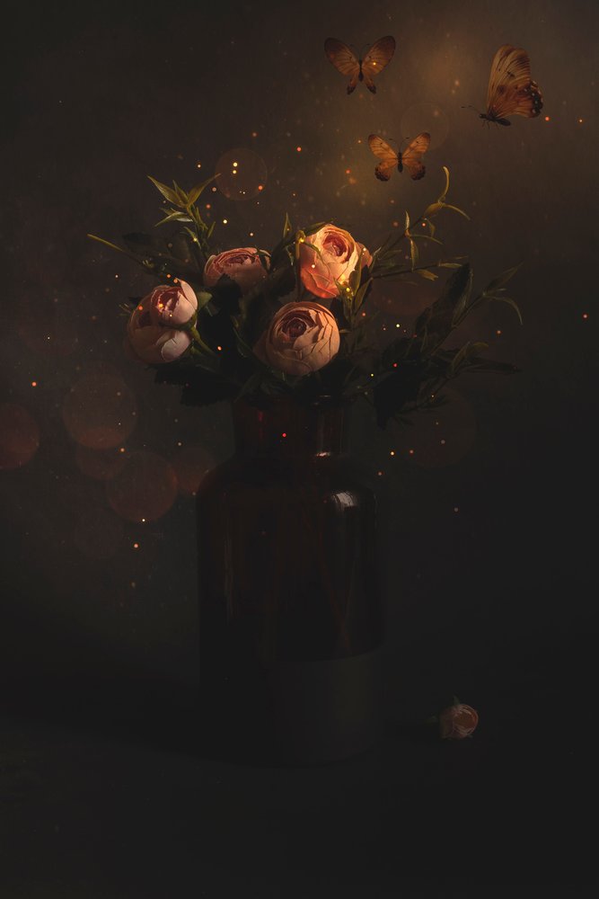 Magiske blomstersommerfugle af Cicek Kiral