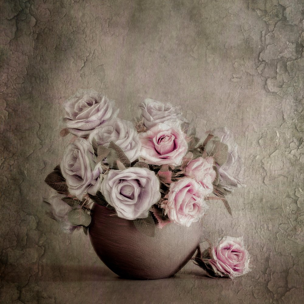 Blødt blomsterstilleben af Cicek Kiral