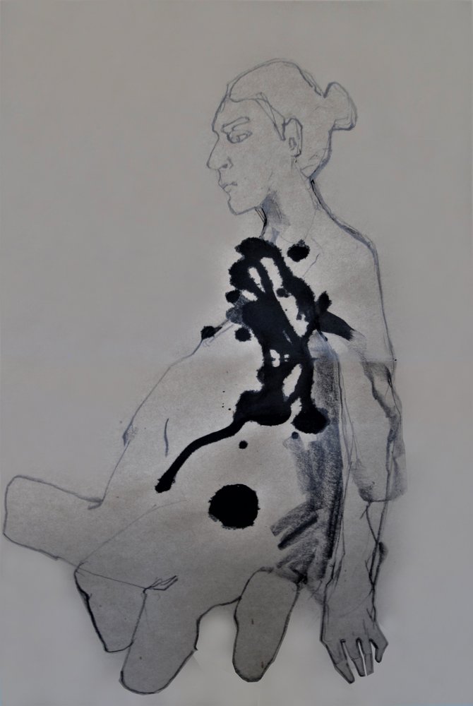 Figur tegnet med mørk blæk af Doris Schmitz