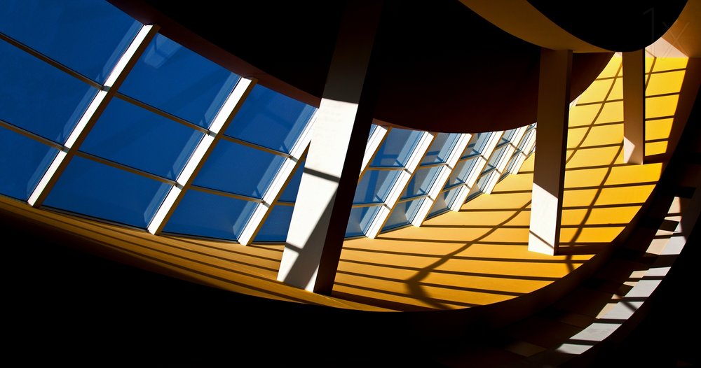 Geometrisk lysarkitektur af Igor Bakotic