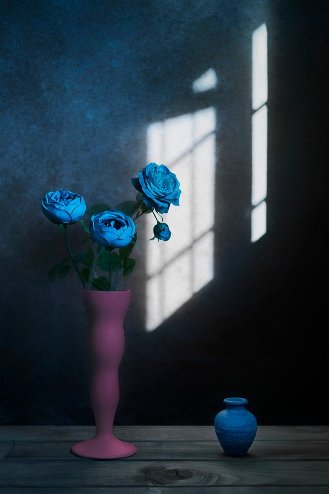 Vindueslampe »Blå roser« af Lydia Jacobs
