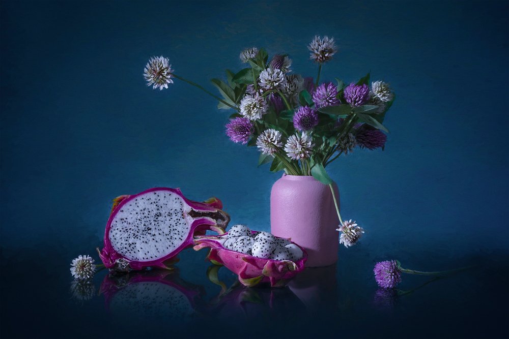 Stemningsfulde dragefrugtblomster af Lydia Jacobs