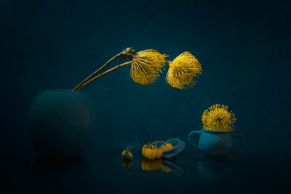 Stemningsfulde gule blomster af Lydia Jacobs