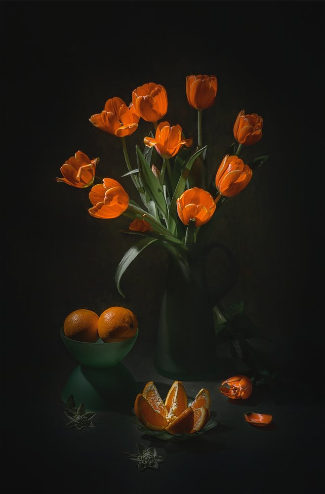 Stilleben med orange tulipaner af Lydia Jacobs