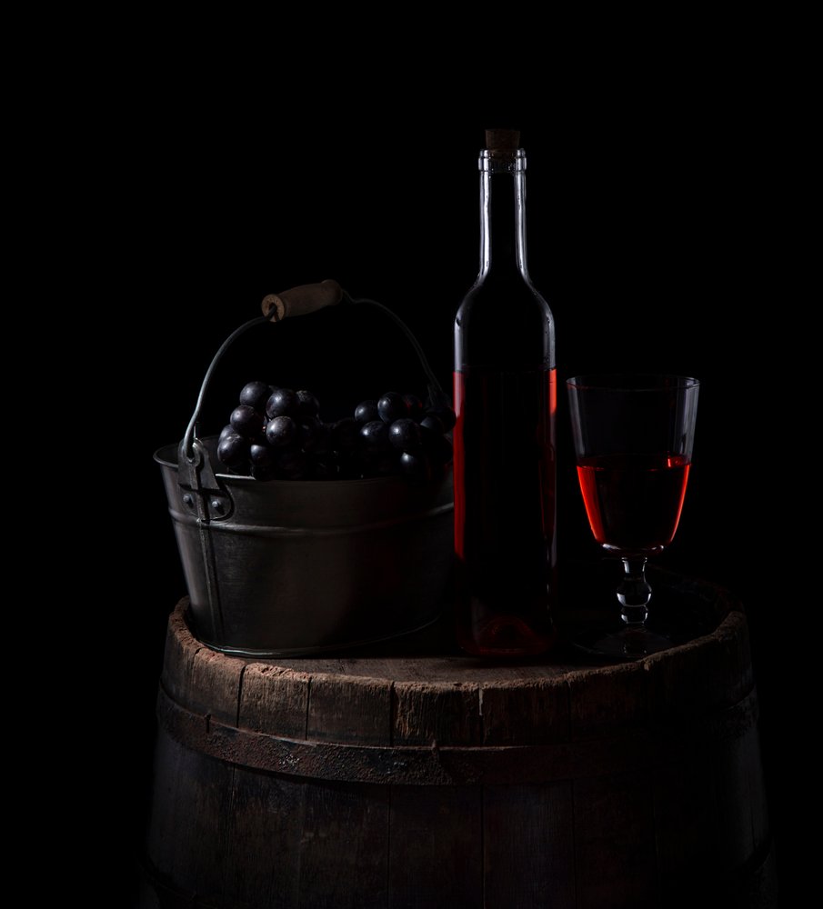 Moody Vin og Druer af Margareth Perfoncio
