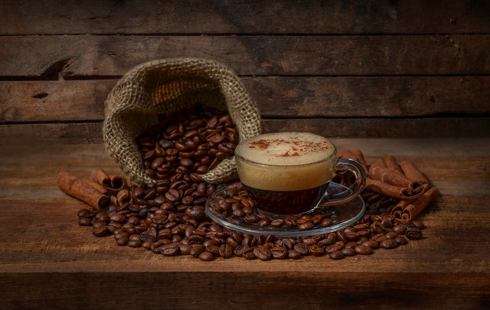 Rustikt kaffestilleben af Margareth Perfoncio
