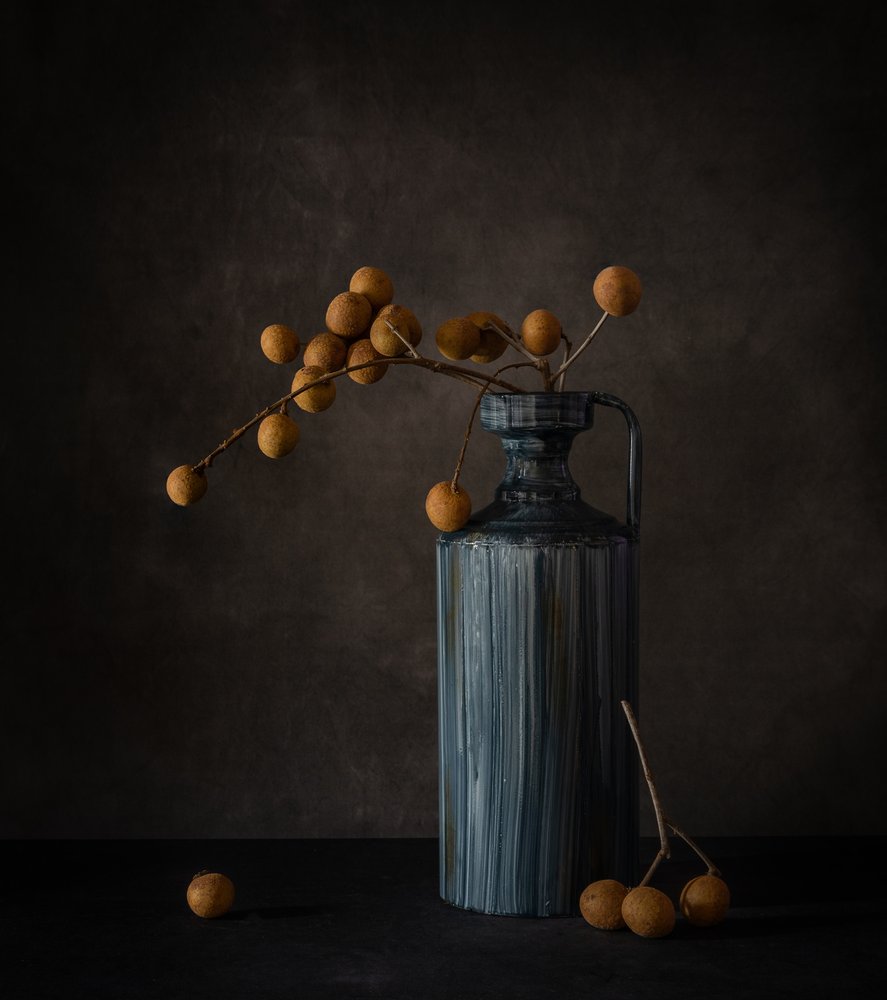 Stilleben med longan af May G