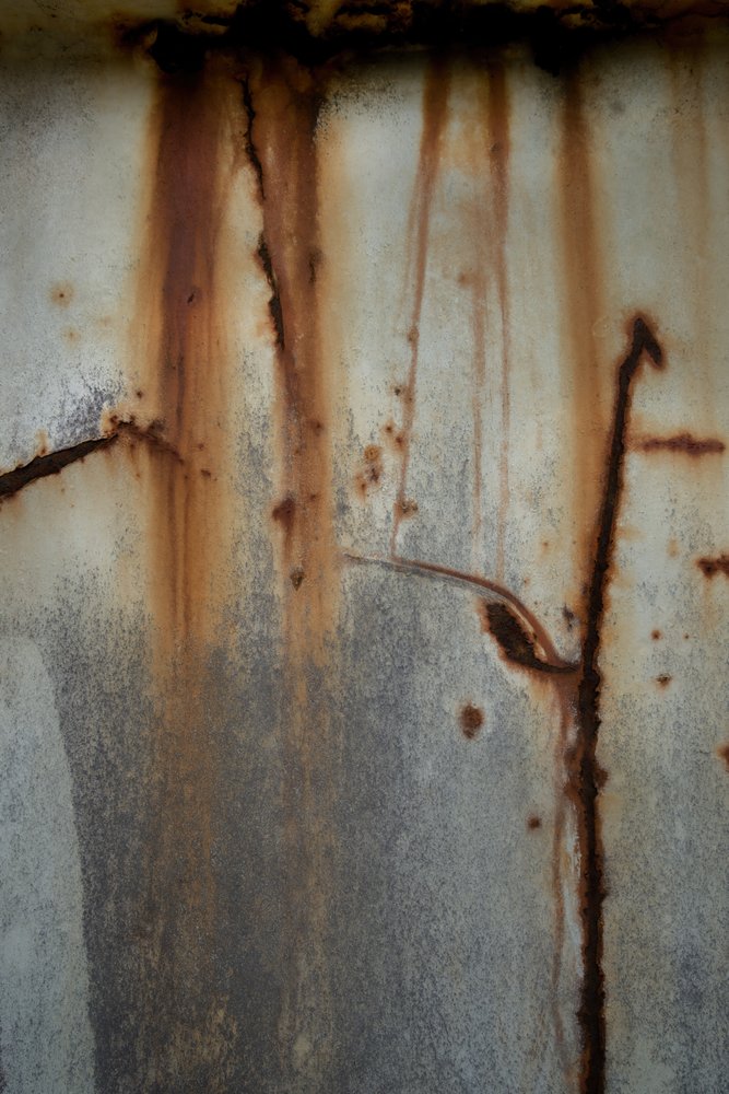 Rustne metalstriber af Studio Meikle