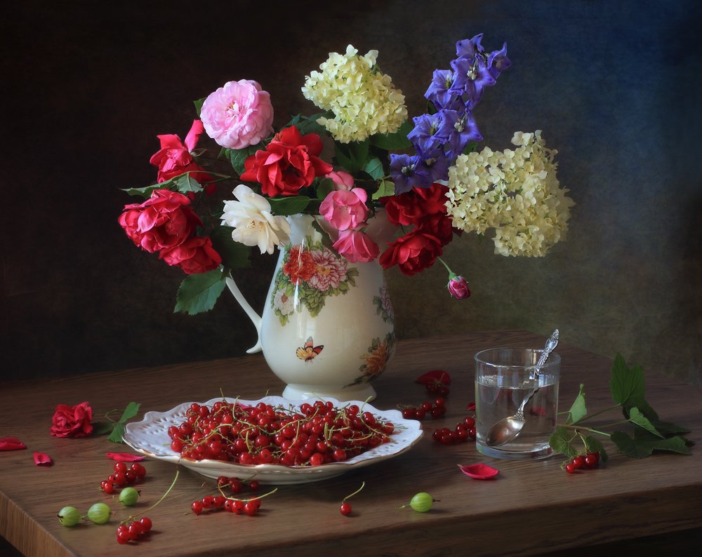 Sommerligt blomsterstilleben af Tatyana Skorokhod