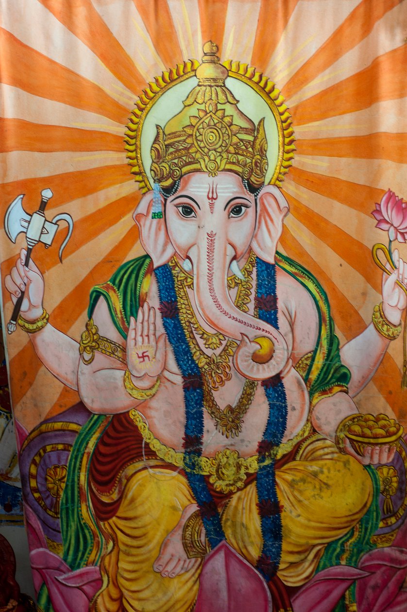 Et maleri af elefanthovedet guddom Ganesh, på en skærm, i landsbyen Kovil, i Tirukovil, Sri Lanka. 29. maj 2010. af Unknown