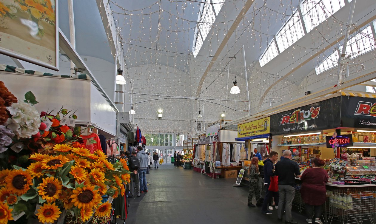 Indvendig udsigt over Pannier Market, Plymouth af Unbekannt Unbekannt