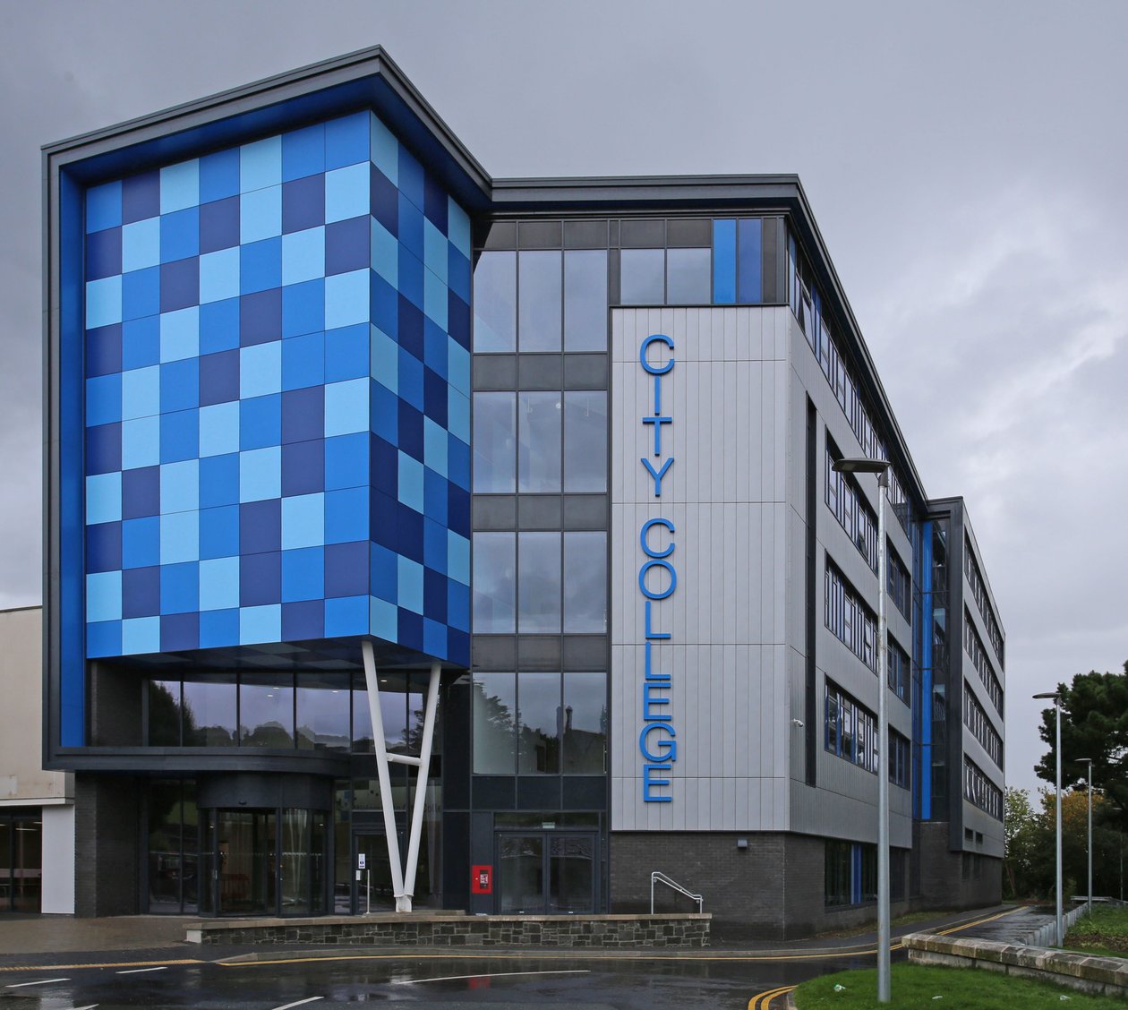 Plymouth City College STEM Centre fra Kings Road af Unbekannt Unbekannt
