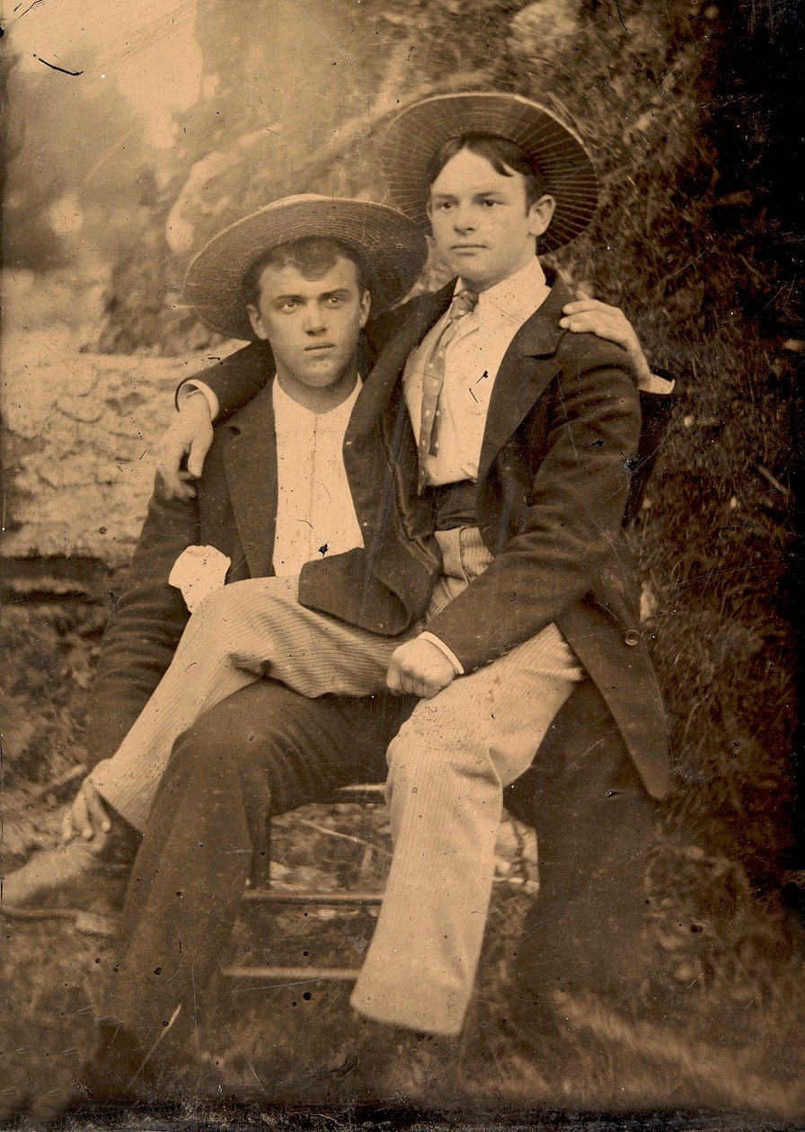 To mænd poserer til et foto, ca. 1870 af Unknown
