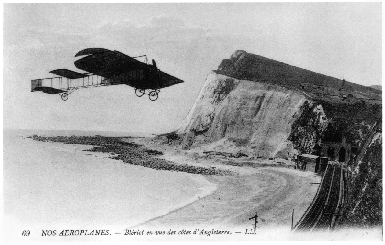 Louis Bleriot (1872-1936) krydser Den Engelske Kanal med fly, 25. juli 1909 af French Photographer