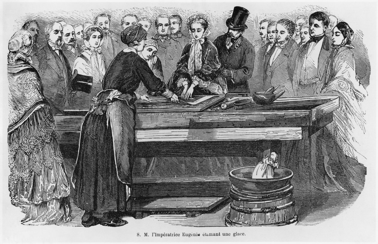 Kejserinde Eugenie (1826-1920) forsølver et spejl ved Mirrors Manufacture of Saint Gobain, illustration fra 