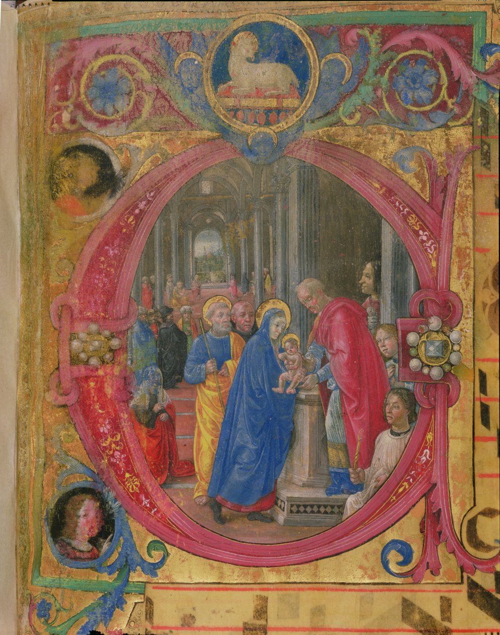 Corale B 26 c.113r Historieret bogstav "C", der viser Præsentationen i templet, med et portræt af Lorenzo den Storslåede (1449-92) ved en søjle i højre side (se 179197 for de af Tommaso di Baldassare