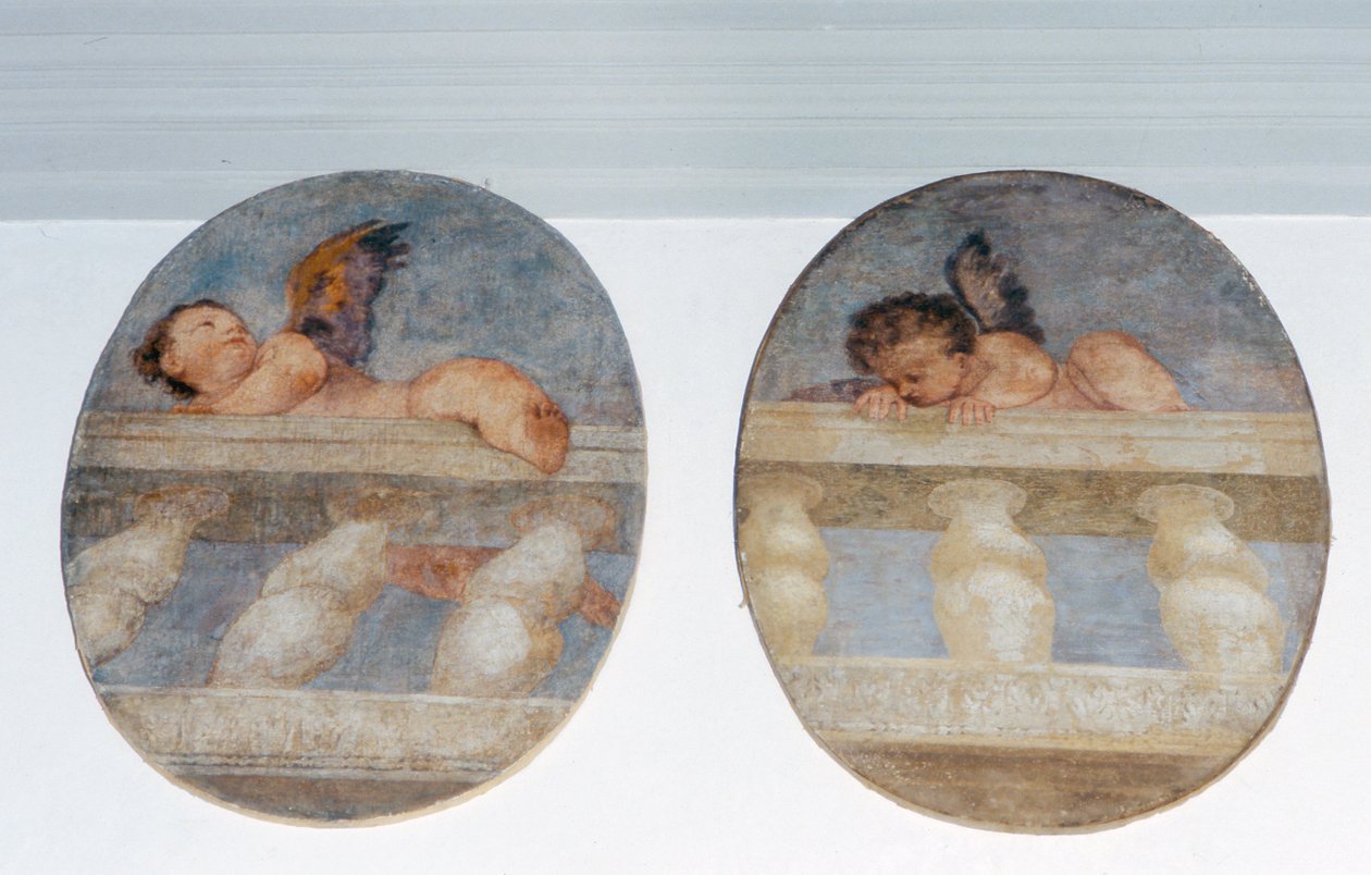 To vingede putti klatrer over en balustrade, rundstykker fra sakristiet (fresco) af Veronese