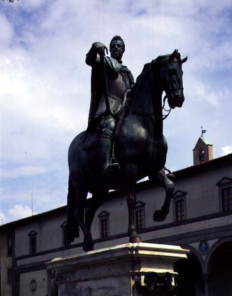 Rytterstatue af storhertug Ferdinand I (ca. 1123-90) sidebillede af hest og rytter (bronze) af Giambologna