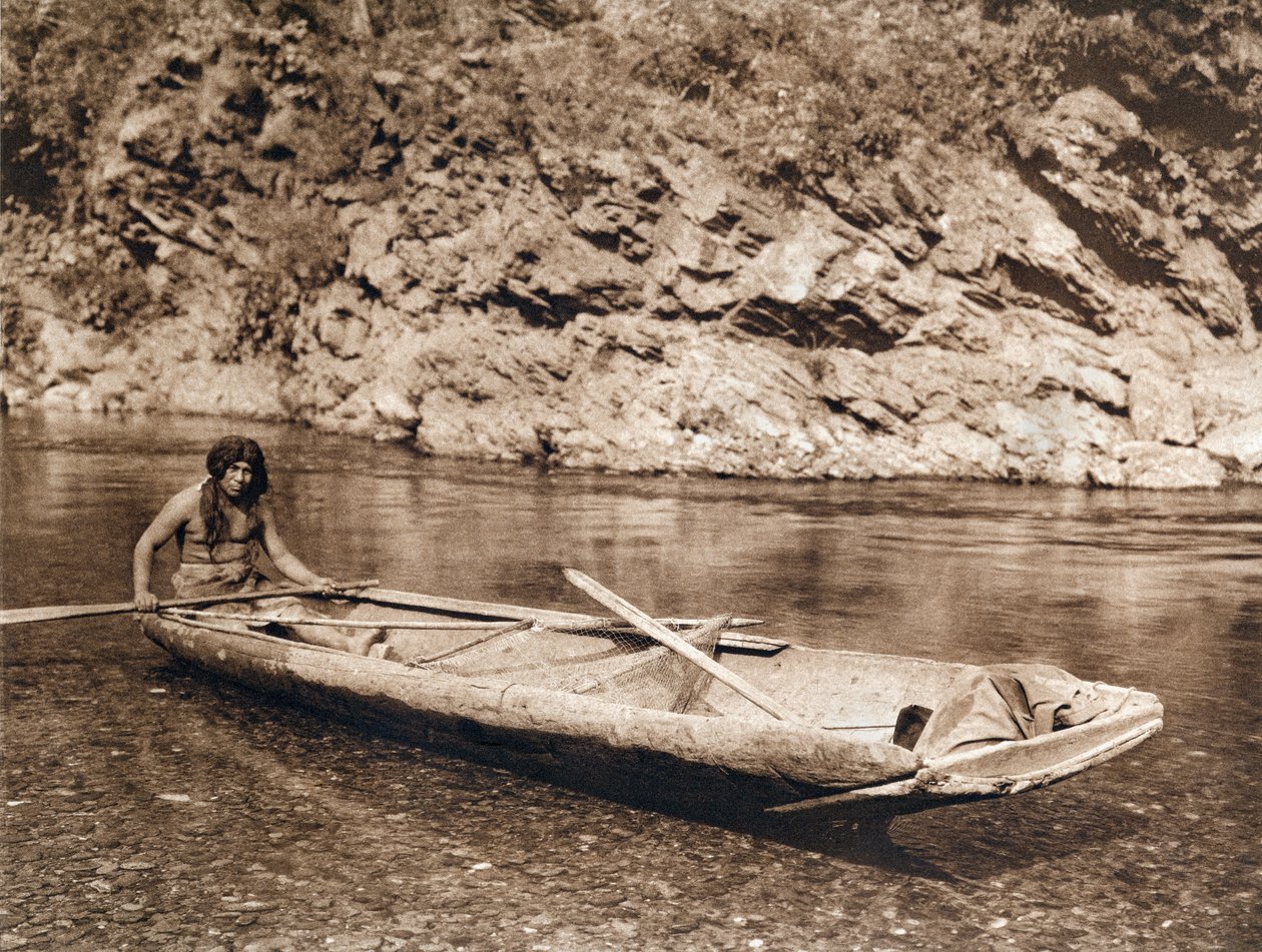 En Yurok i sin Dugout-kano af Unknown