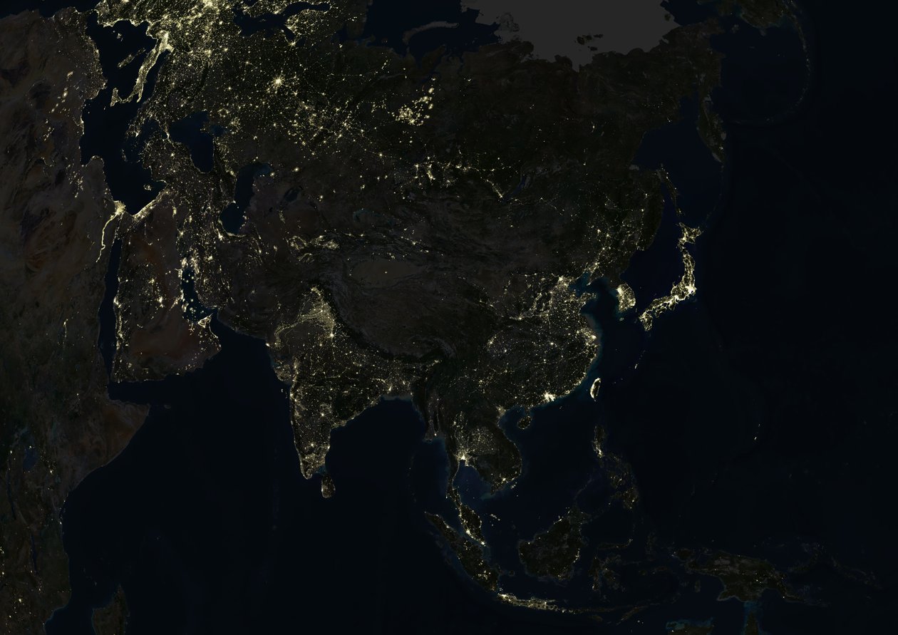 Asien om natten, ægte farvesatellitbillede af Unknown