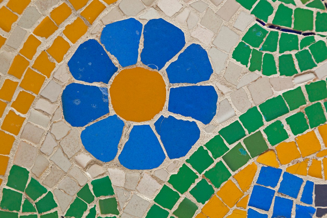 Barcelona, ​​Spanien. Mosaik på facaden af ​​Palau de la Música Catalana. Modernistisk bygning af Lluís Domènech i Montaner. Palads for catalansk musik. af Unknown