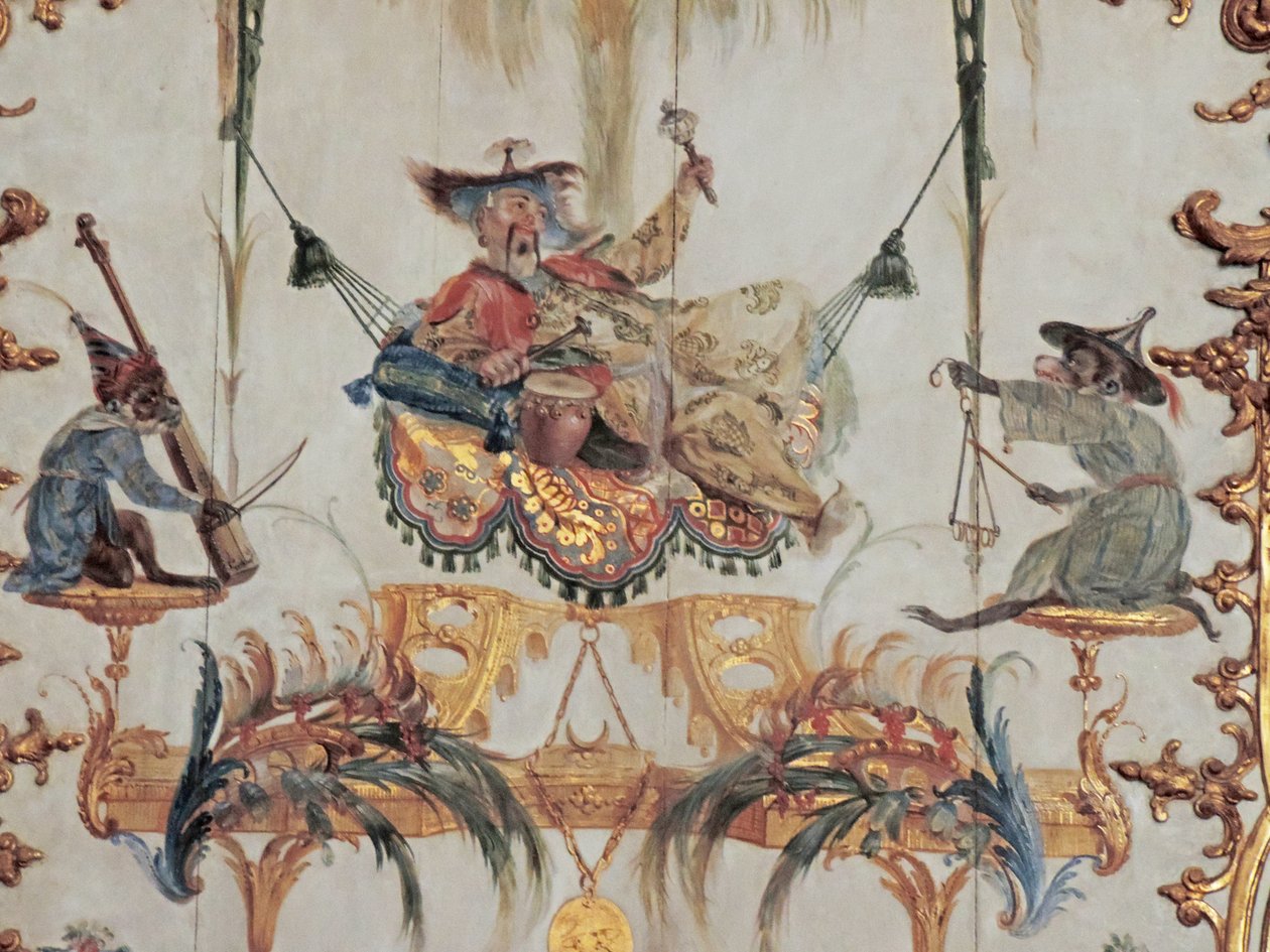 Chantilly, Chateau: En detalje af udsmykningen i Grande Singerie af Christophe Huet, 1737 af Unknown