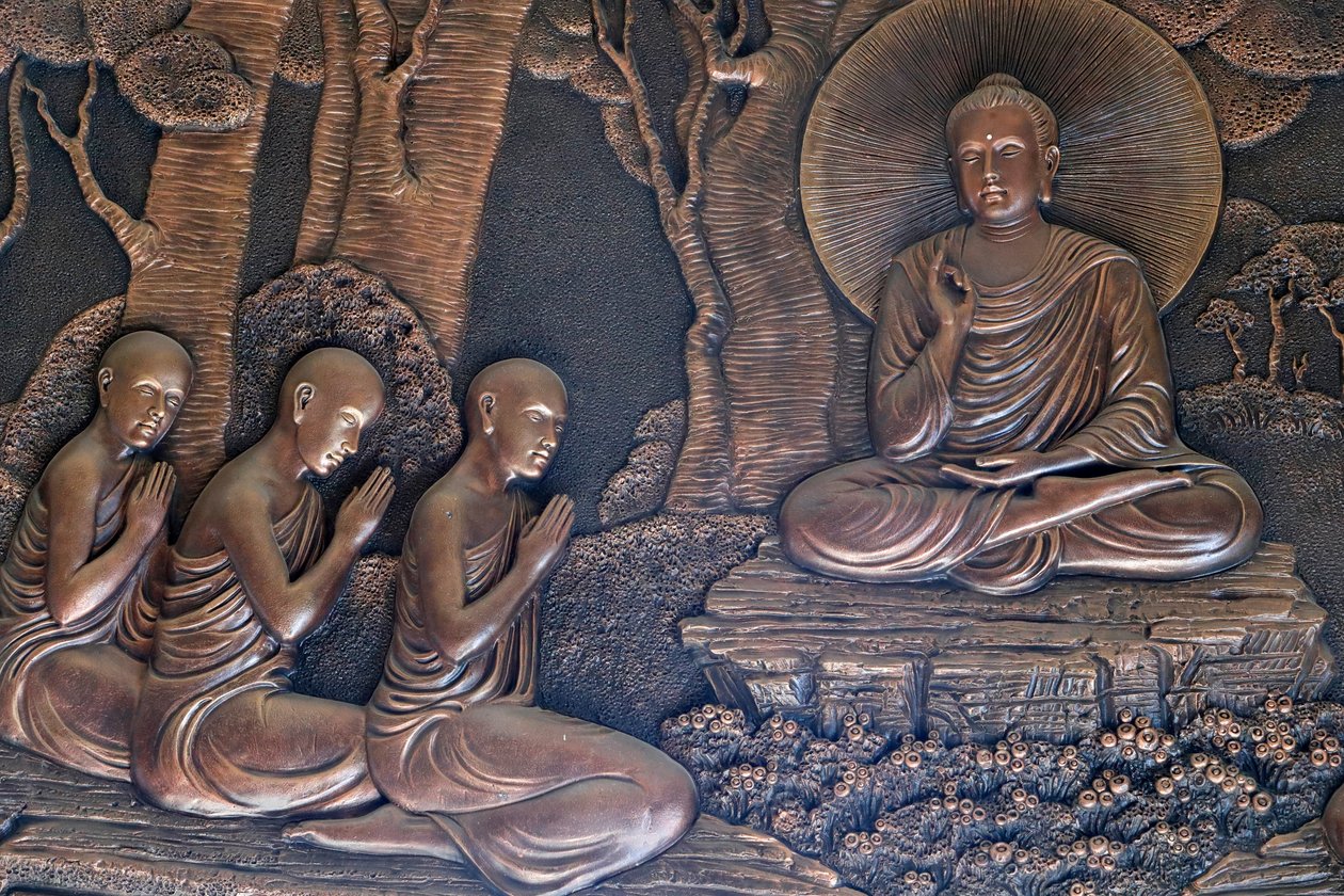 Linh Phong buddhisttempel, Buddhas liv, Efter sin oplysning holdt Buddha Shakyamuni sin første prædiken, Dalat, Vietnam af Unknown