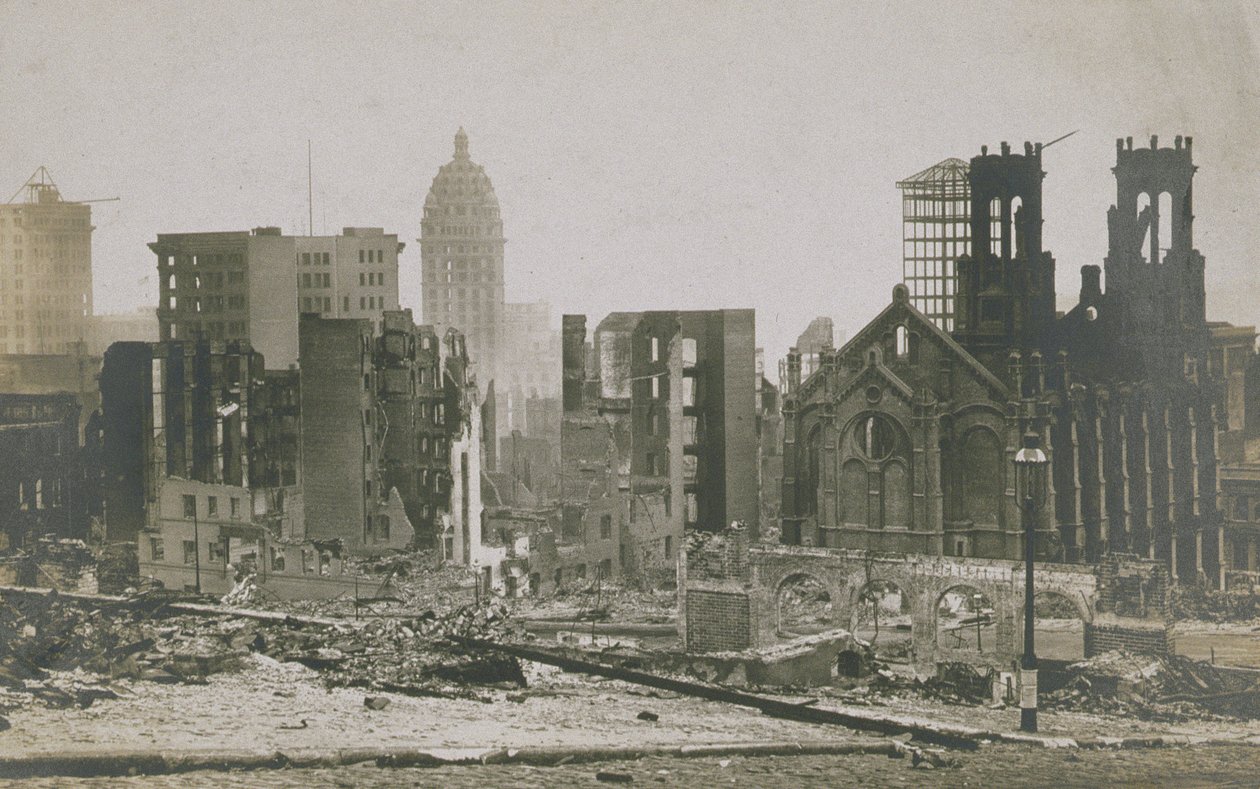 Bygninger i ruiner efter jordskælvet og branden i San Francisco, 1906 af American Photographer