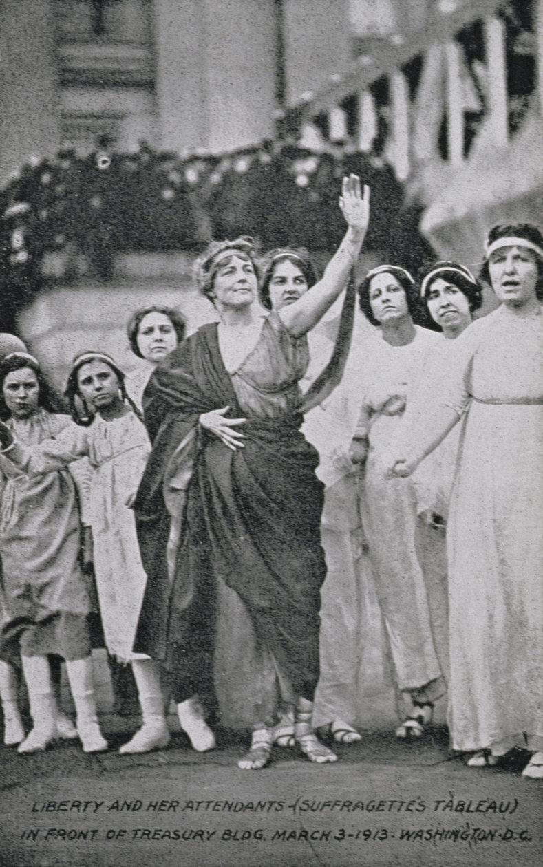 Kvinder og børn optræder i valgretstableau, 3. marts, 1913 af American Photographer