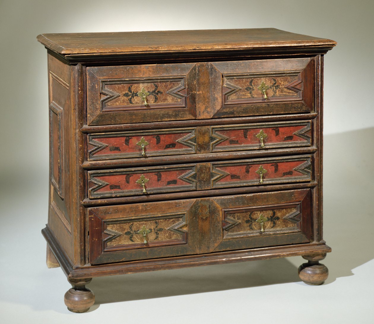 Kommode, Massachusetts, 1680-1700 (eg & fyr & træ) af American School