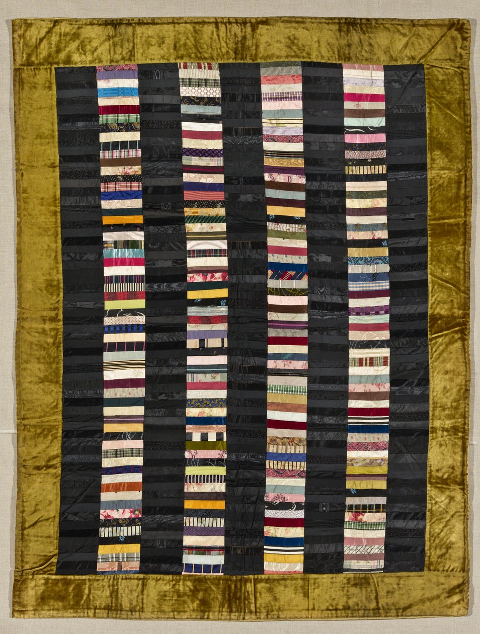 Strippie Quilt, ca. 1880 (silke og fløjl) af American School