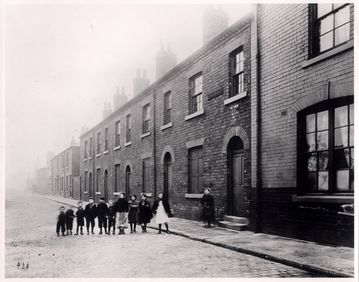 Børn i Ivory Street, Hunslet, Leeds, december 1901 af English Photographer