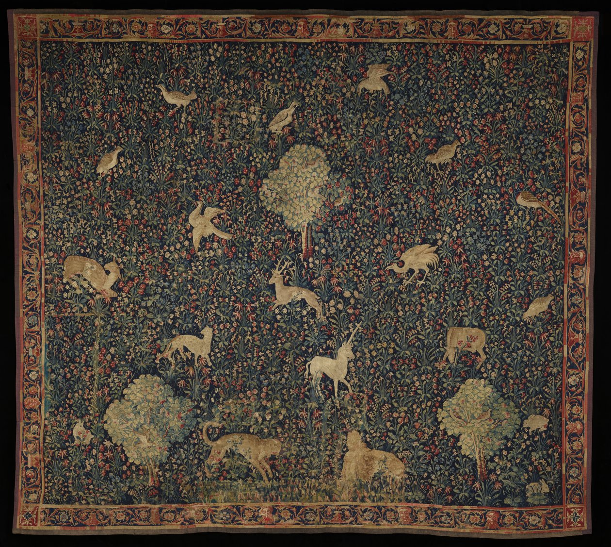 Allegorisk Millefleurs-tapet med dyr, 1530-45 (uld og silke) af Flemish School