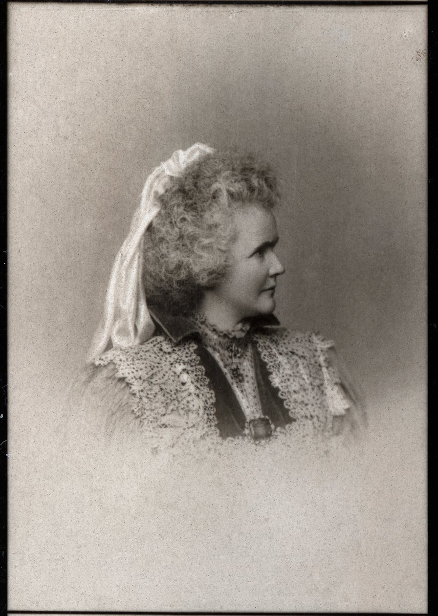 Portræt af Elisabeth af Wied (1843-1916), Rumæniens dronning. af French Photographer