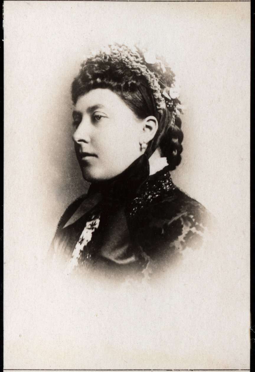 Portræt af prinsesse Helena af Det Forenede Kongerige (1846-1923). af French Photographer