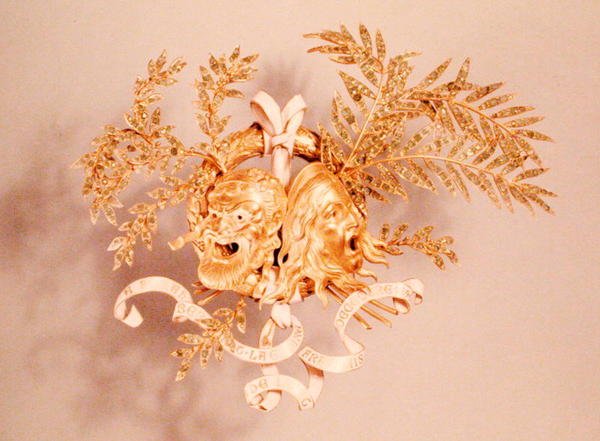 Broche tilhørende Sarah Bernhardt (1844-1923) (metal og emalje) af French School