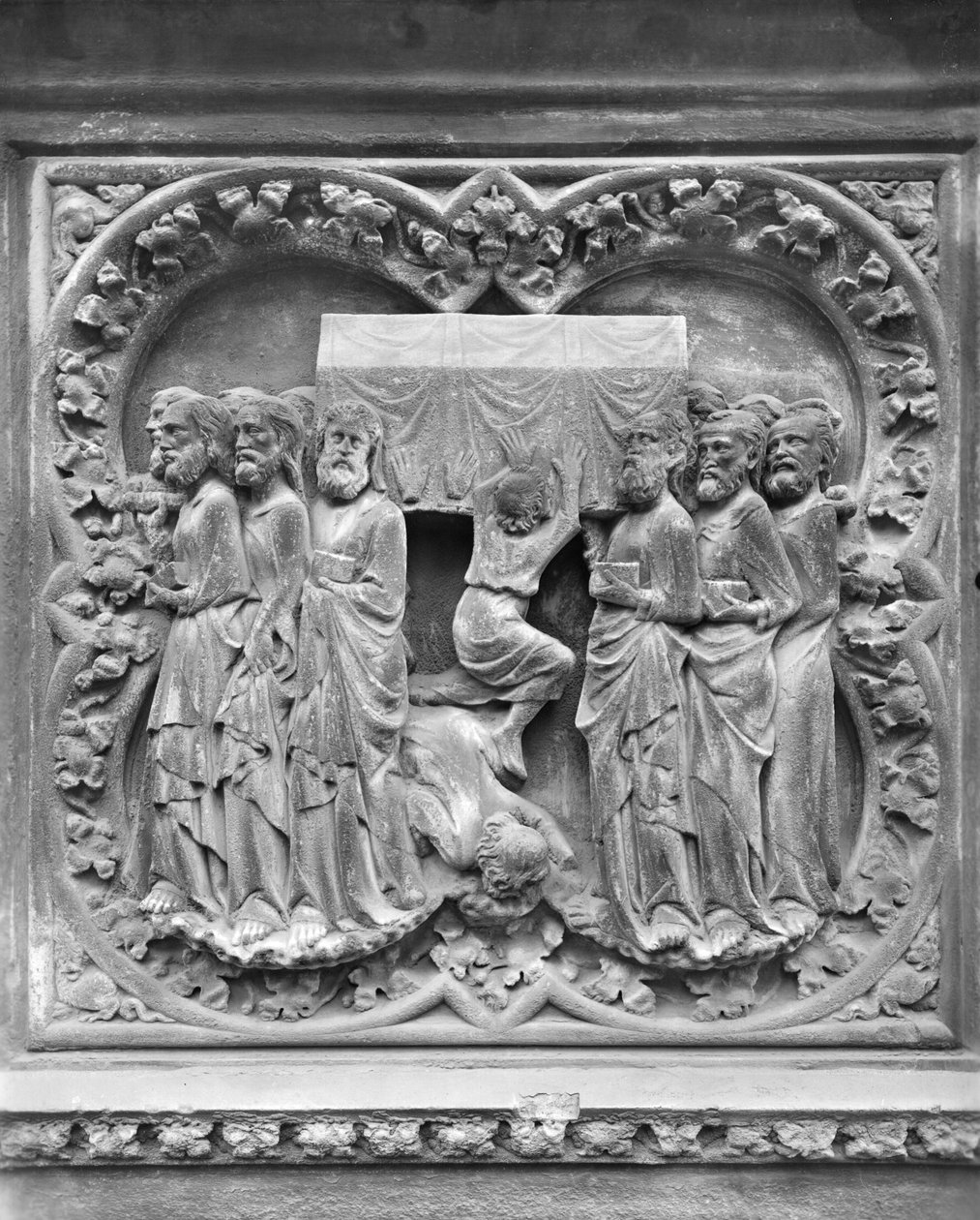 Jomfruens begravelse, quatrefoil fra katedralens apsis af French School