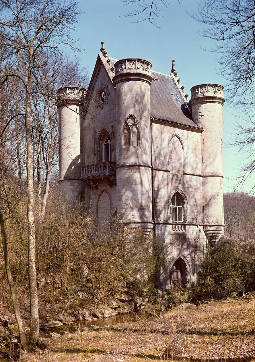 Chateau de la Reine Blanche ved Commelles damme, bygget af hertugen af Bourbon i 1826 af French School