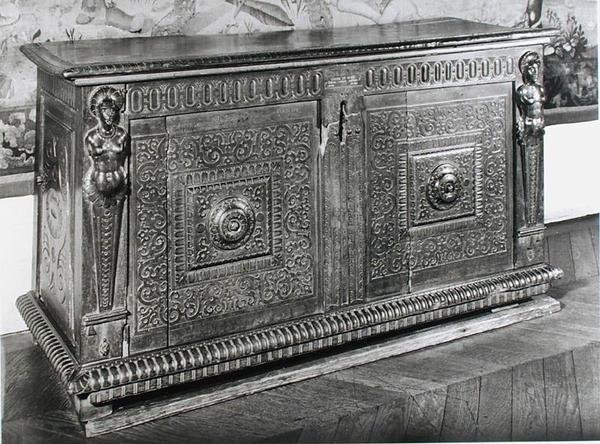 Skrin, 1550-1600 (valnøddetræ) af French School