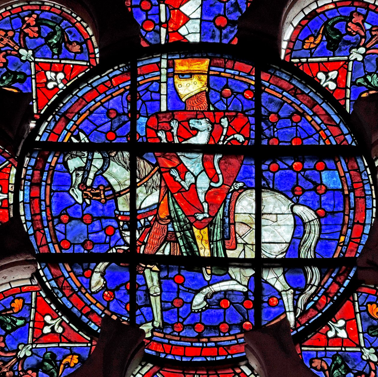 Rose vindue forestillende Simon de Montfort, Chartres katedral af French School
