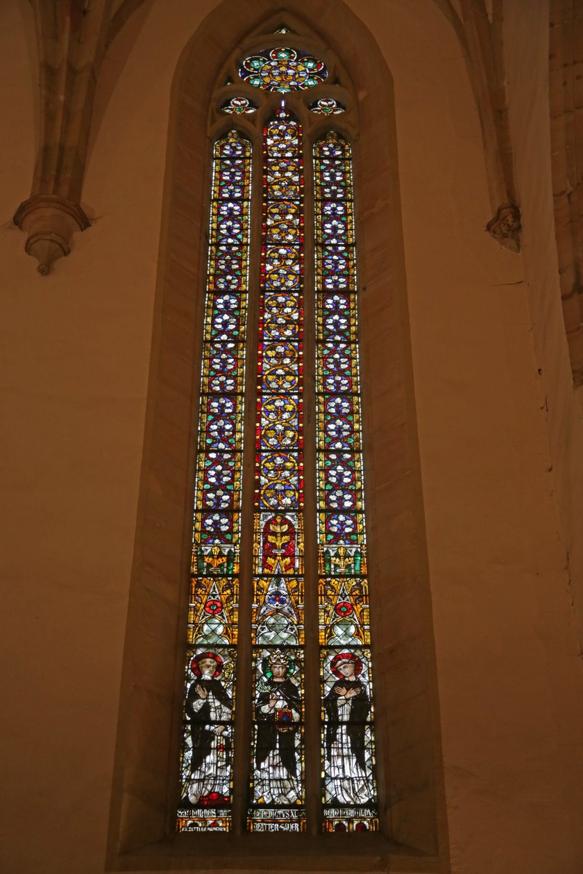 Vindue, der forestiller Saint John Dominici, Saint Benedict XI og muligvis Bienheureux Reginald af French School