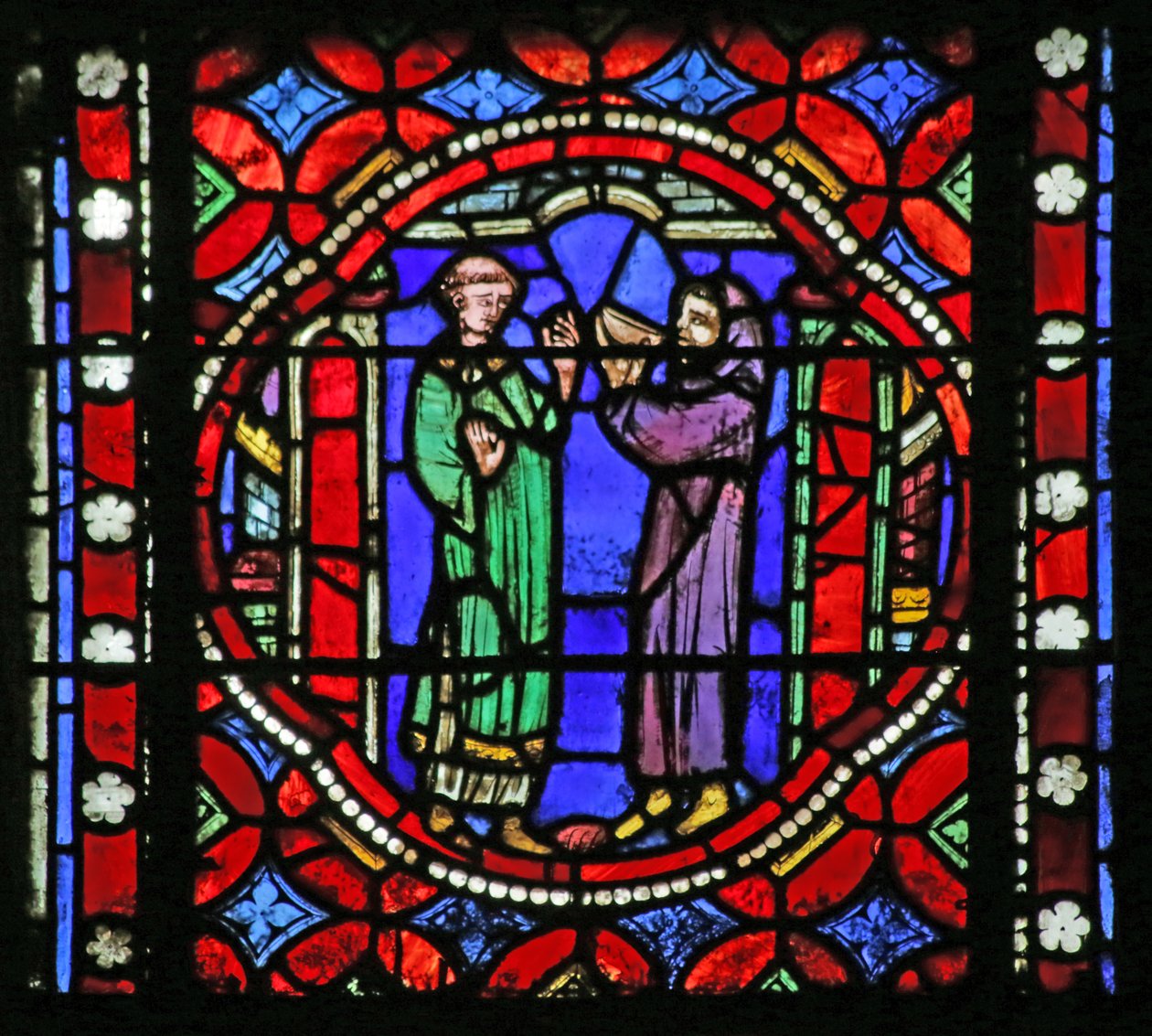 Vindue, der viser scene fra Saint Bonnets liv: Saint på rejsen til Rom, der modtager forfriskninger fra abbeden af klosteret på Isle Barbe af French School